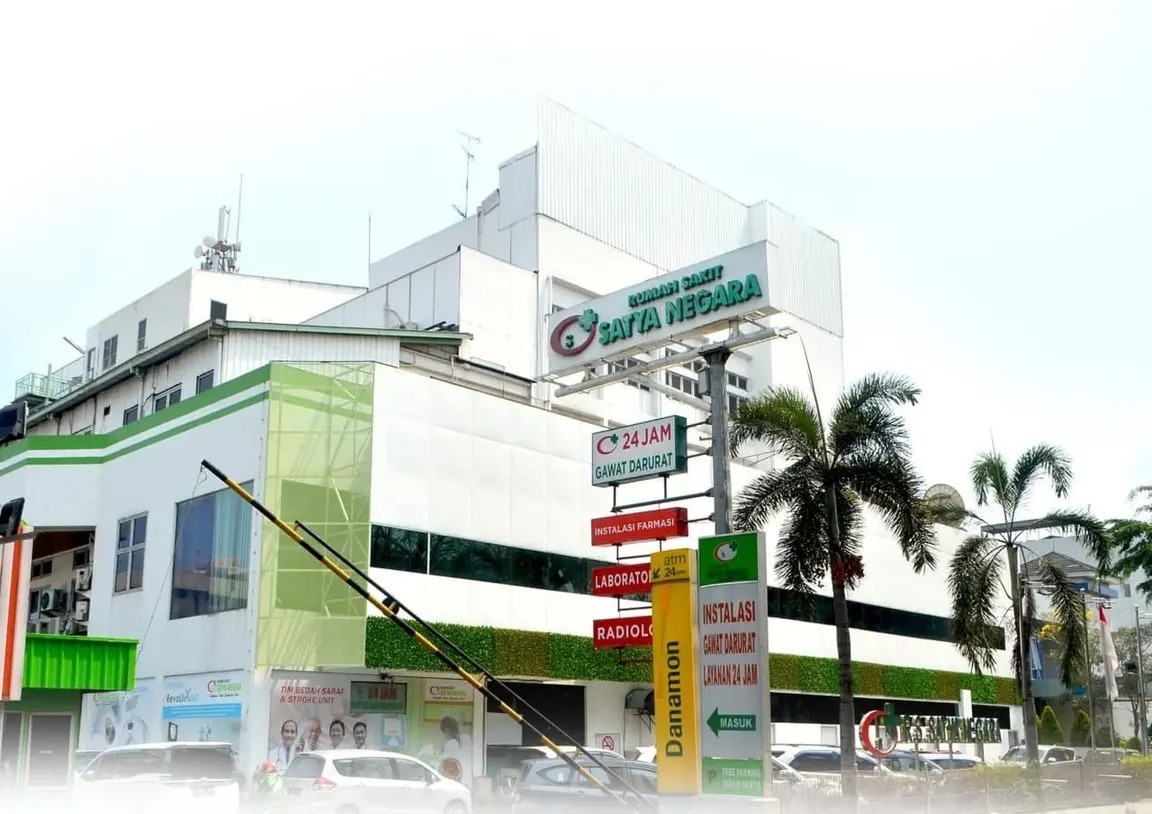 tampak depan rs satya negara
